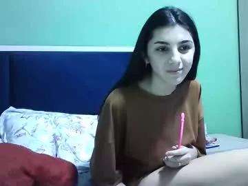 Ahotkitty18 from Chaturbate