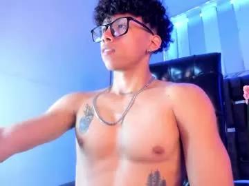 akazaboy from Chaturbate