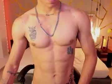 akazaboy from Chaturbate