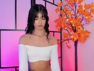 alaia_cooper17 from Chaturbate
