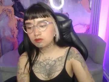 alana_v_ from Chaturbate