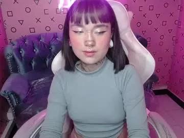 alana_v_ from Chaturbate