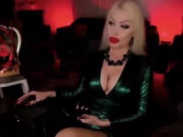 alfa_female from Chaturbate