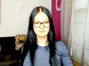 Alicamoons from Chaturbate