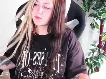 Alicewinchesterr from Chaturbate