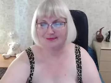 Alina672211 from Chaturbate