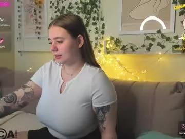 alli_aster from Chaturbate