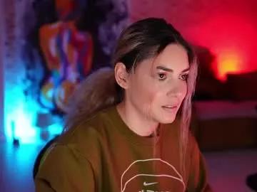 alliesynns from Chaturbate