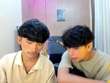 alluring_alpha from Chaturbate