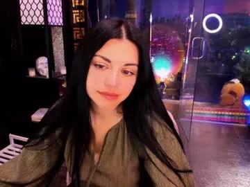 alma_pearl from Chaturbate