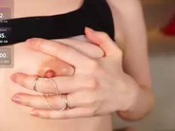 alma_yammy from Chaturbate