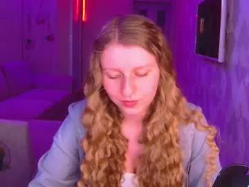 amaliaqueen999 from Chaturbate