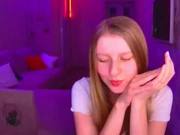 amaliaqueen999 from Chaturbate