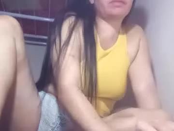 amanda_pinaymama from Chaturbate