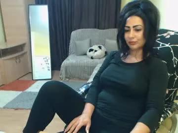 amazinerika from Chaturbate