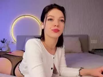amazing_bitch from Chaturbate