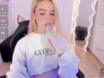 ambberr_tay from Chaturbate