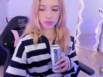 ambberr_tay from Chaturbate