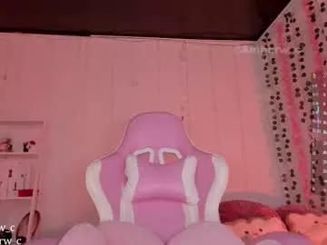 Amberw_c from Chaturbate