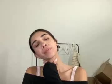 anastasiapetitegirll from Chaturbate