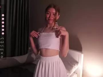 angela_whitie from Chaturbate is Freechat