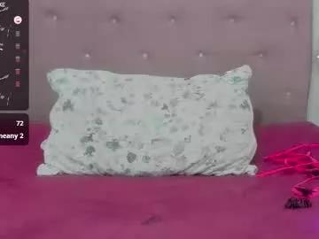 Aniaross18 from Chaturbate