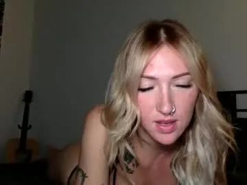 anisummers from Chaturbate is Freechat