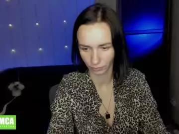 annakillian_kiss from Chaturbate