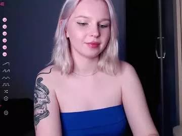 annamilky from Chaturbate