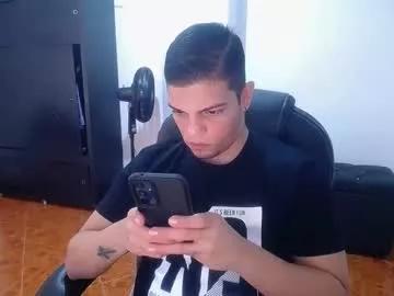 anndyhardy11 from Chaturbate