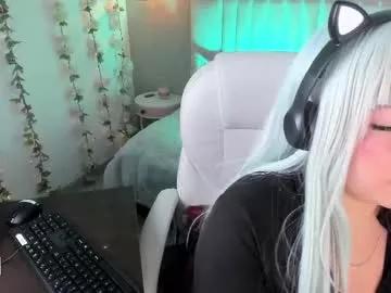 annia_paris from Chaturbate