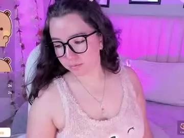 annia_paris from Chaturbate