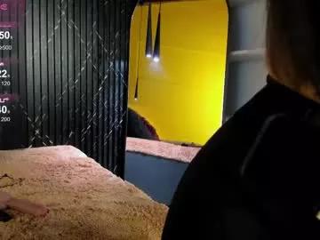 annie_paradisee from Chaturbate