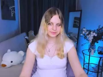 annie_xbaby from Chaturbate