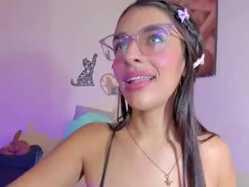 Annyluna1 from Chaturbate