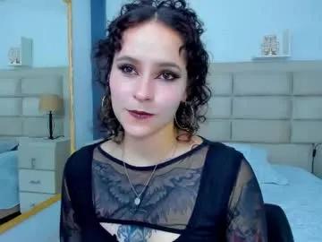 Annythomsonn from Chaturbate
