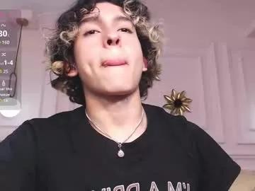 apolostarr from Chaturbate is Freechat