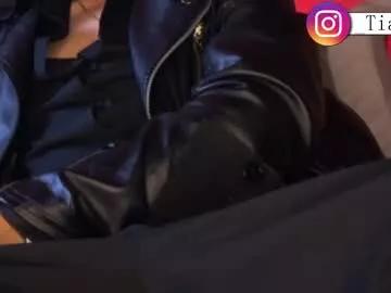 ares_dickson1 from Chaturbate is Freechat