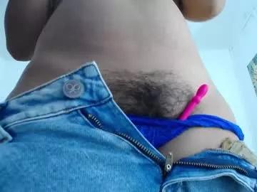 ariacoral from Chaturbate