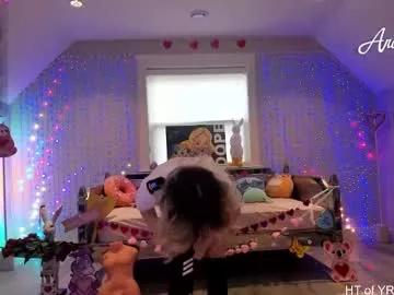 arianina from Chaturbate