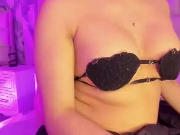 ariannaroux_ from Chaturbate
