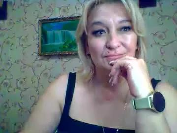arielxloveresss from Chaturbate is Freechat