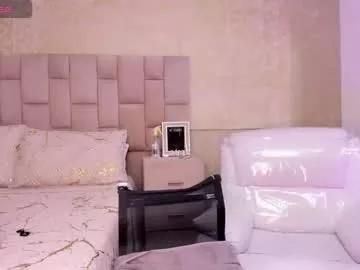 ariianagrey from Chaturbate