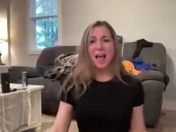 ariicutekitty from Chaturbate