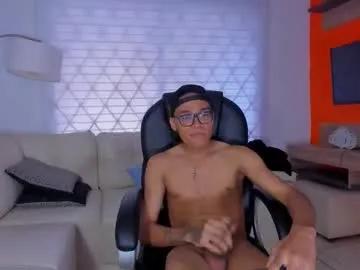 aron_big_big from Chaturbate is Freechat