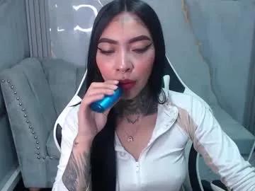 Ashley_blum_v from Chaturbate