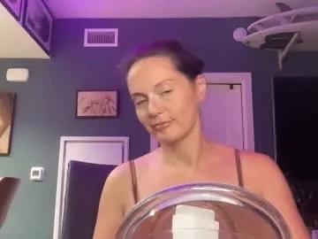 Ashlynlotus from Chaturbate