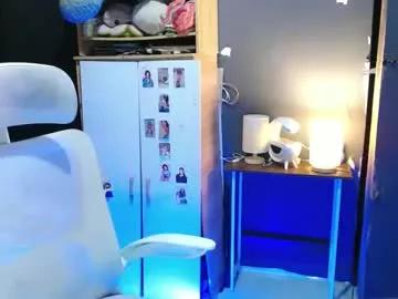 asian_wayne from Chaturbate