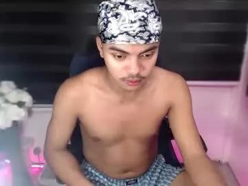 asianboyhunt from Chaturbate