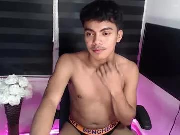 asianboyhunt from Chaturbate